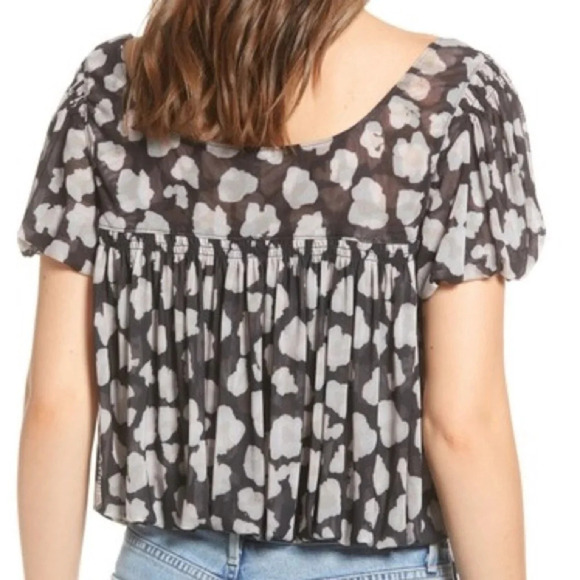 FREE PEOPLE Meg’s All Over Leopard Camo Print Scoop Neck Bubble Hem Blouse - Picture 9 of 11